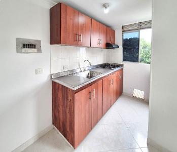 Apartamento de 2 alcobas en arriendo en Villa Carlota, Medellín, 60 m² · foto 2 de 12