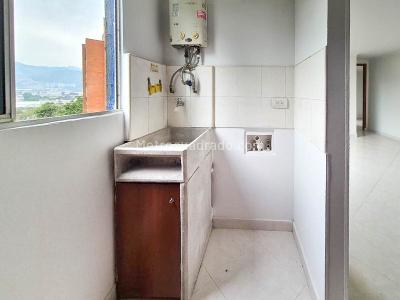 Apartamento de 2 alcobas en arriendo en Villa Carlota, Medellín, 60 m² · foto 11 de 12