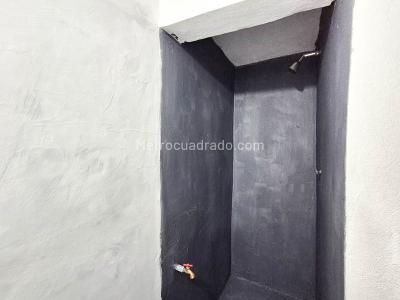 Apartaestudio en arriendo en Cabecera San Antonio De Prado, Medellín, 40 m² · foto 7 de 7