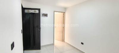 Casa de 2 alcobas en arriendo en Itagui, Itagüí, 30 m² · foto 7 de 12