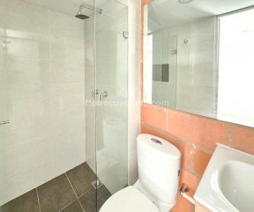 Apartamento de 3 alcobas en arriendo en Cabecera San Antonio De Prado, Medellín, 60 m² · foto 10 de 12