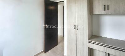 Apartamento de 2 alcobas en arriendo en Cabecera San Antonio De Prado, Medellín, 54 m² · foto 8 de 11
