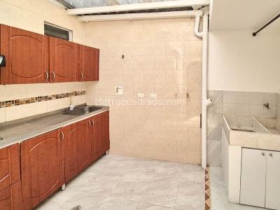Apartamento de 2 alcobas en arriendo en Bariloche, Itagüí, 54 m² · foto 5 de 12