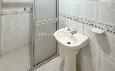 Casa de 5 alcobas en arriendo en Niquia, Bello, 100 m² · foto 9 de 14