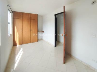 Apartamento de 2 alcobas en arriendo en Cabecera San Antonio De Prado, Medellín, 49 m² · foto 4 de 10