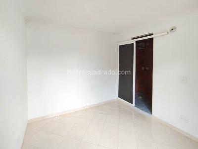Apartamento de 2 alcobas en arriendo en Cabecera San Antonio De Prado, Medellín, 49 m² · foto 7 de 10
