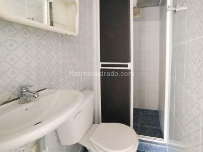Apartamento de 2 alcobas en arriendo en Cabecera San Antonio De Prado, Medellín, 49 m² · foto 8 de 10