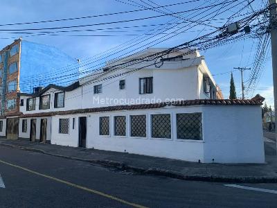 Casa de 5 alcobas en venta en Normandia, Bogotá, 177 m² · foto 2 de 20