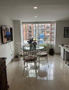 Apartamento en venta en Santa Barbara Occidental, Bogotá · foto 7 de 10