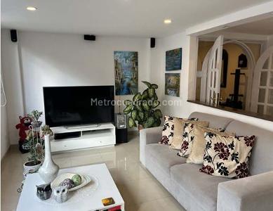 Apartamento en venta en Santa Barbara Occidental, Bogotá · foto 10 de 10
