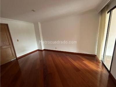 Apartamento en venta en Santa Barbara, Bogotá · foto 4 de 20