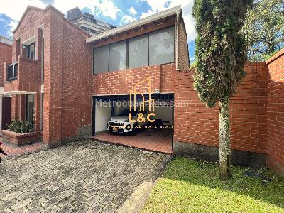 Casa de 4 alcobas en venta en Loma Benedictinos, Envigado, 625 m² · foto 20 de 20