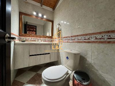 Casa de 4 alcobas en venta en Loma Benedictinos, Envigado, 625 m² · foto 17 de 20