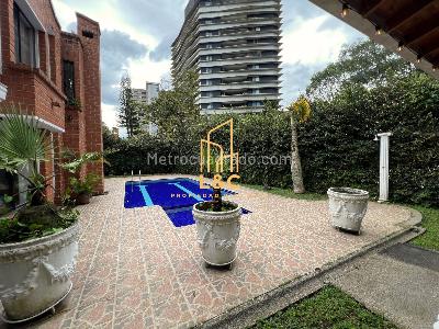 Casa de 4 alcobas en venta en Loma Benedictinos, Envigado, 625 m² · foto 19 de 20