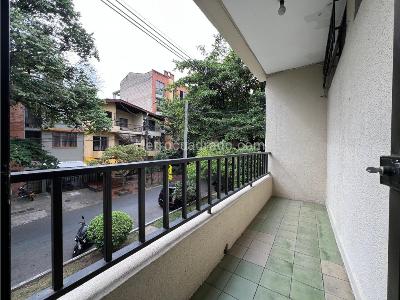 Casa de 5 alcobas en venta en Laureles, Medellín, 400 m² · foto 20 de 20