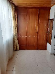 Casa de 5 alcobas en venta en Ciudad Kennedy, Bogotá, 250 m² · foto 12 de 20