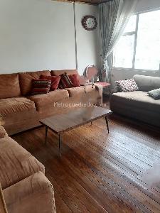 Casa de 5 alcobas en venta en Ciudad Kennedy, Bogotá, 250 m² · foto 2 de 20