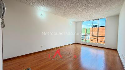 Apartamento de 3 alcobas en venta en Conjunto Alborada Real 2, Zipaquirá, 67 m² · foto 2 de 12