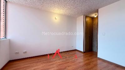 Apartamento de 3 alcobas en venta en Conjunto Alborada Real 2, Zipaquirá, 67 m² · foto 5 de 12