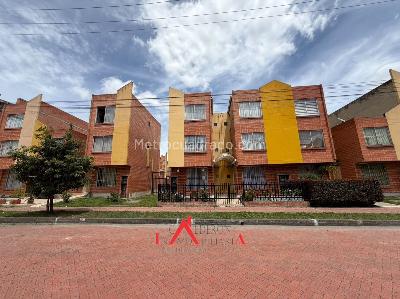 Casa de 4 alcobas en venta en Quintas De Villa María, Zipaquirá, 105 m² · foto 2 de 20