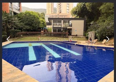 Apartamento de 2 alcobas en venta en Los Naranjos, Medellín, 141 m² · foto 12 de 13