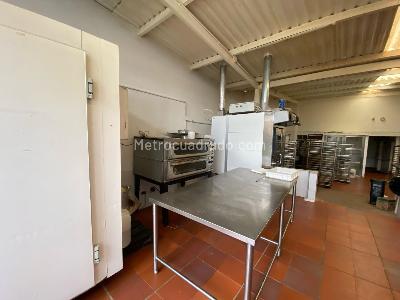 Casa de 2 alcobas en venta en Centro Historico, Tunja, 590 m² · foto 3 de 12