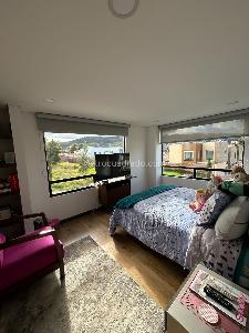Casa de 4 alcobas en venta en La Villita, Tunja, 335 m² · foto 4 de 19