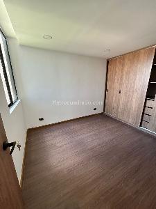 Apartamento de 2 alcobas en venta en Av Universitaria, Tunja, 48 m² · foto 2 de 7