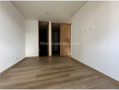 Apartamento en venta en Los Colores, Medellín · foto 7 de 17