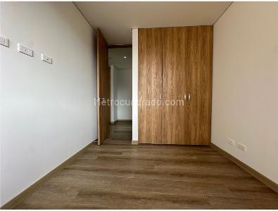 Apartamento en venta en Los Colores, Medellín · foto 9 de 17