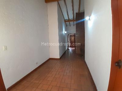 Casa de 5 alcobas en venta en Los Colores, Medellín, 290 m² · foto 10 de 20