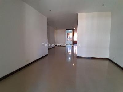 Apartamento en venta en Laureles, Medellín · foto 4 de 20