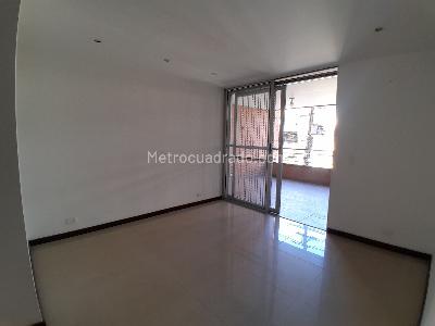 Apartamento en venta en Laureles, Medellín · foto 2 de 20