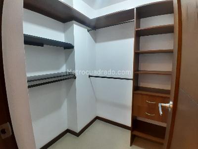 Apartamento en venta en Laureles, Medellín · foto 7 de 20