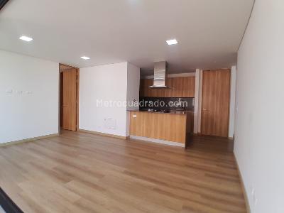 Apartamento de 2 alcobas en venta en Los Colores, Medellín, 75 m² · foto 3 de 19