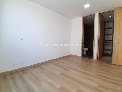 Apartamento de 2 alcobas en venta en Los Colores, Medellín, 75 m² · foto 5 de 19