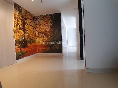 Apartamento de 3 alcobas en venta en Loma De Los Bernal, Medellín, 83 m² · foto 14 de 20