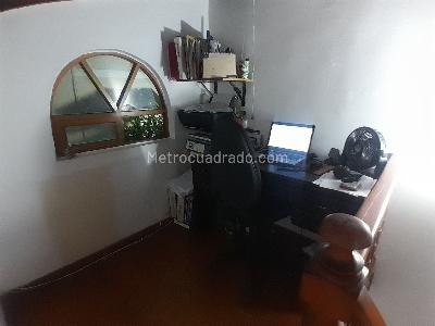 Casa de 3 alcobas en venta en Calasanz Parte Baja, Medellín, 88 m² · foto 18 de 20