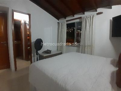 Casa de 3 alcobas en venta en Calasanz Parte Baja, Medellín, 88 m² · foto 9 de 20