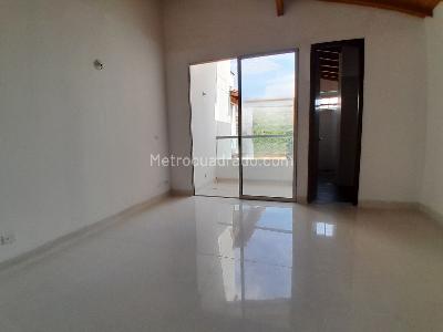 Apartamento de 4 alcobas en venta en Calasanz Parte Baja, Medellín, 122 m² · foto 7 de 20