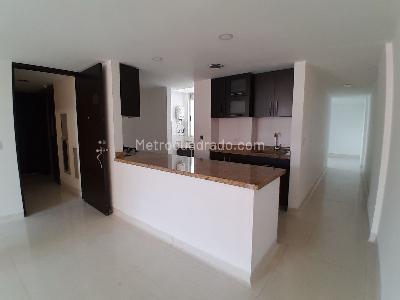 Apartamento de 4 alcobas en venta en Calasanz Parte Baja, Medellín, 122 m² · foto 3 de 20