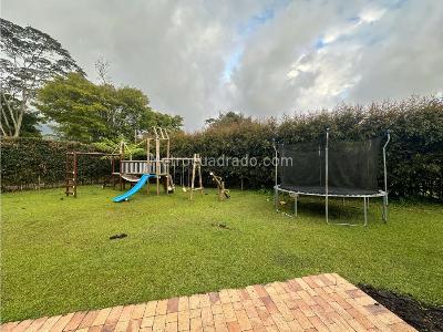 Casa de 5 alcobas en venta en Club Campestre Llanogrande, Rionegro · foto 3 de 20