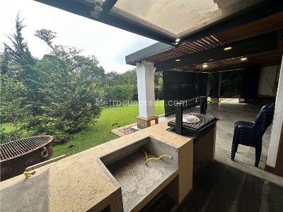 Casa de 5 alcobas en venta en Club Campestre Llanogrande, Rionegro · foto 11 de 20