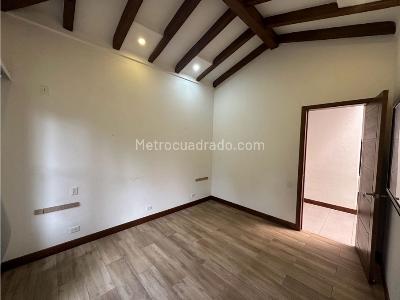 Casa de 5 alcobas en venta en Club Campestre Llanogrande, Rionegro · foto 14 de 20