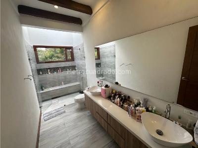 Casa de 5 alcobas en venta en Club Campestre Llanogrande, Rionegro · foto 19 de 20