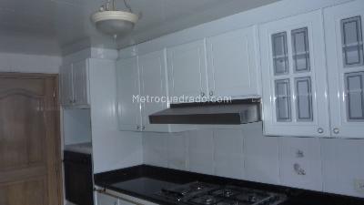 Apartamento de 3 alcobas en venta en Santa Barbara Occidental, Bogotá, 160 m² · foto 13 de 20