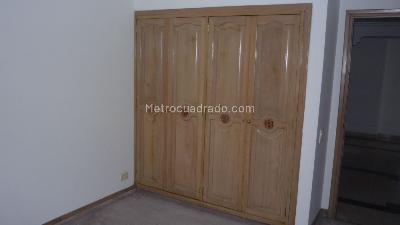 Apartamento de 3 alcobas en venta en Santa Barbara Occidental, Bogotá, 160 m² · foto 15 de 20