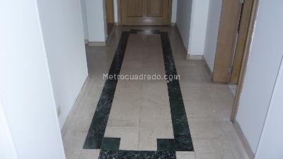 Apartamento de 3 alcobas en venta en Santa Barbara Occidental, Bogotá, 160 m² · foto 8 de 20