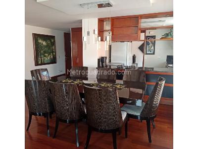 Apartamento de 3 alcobas en venta en Chico Navarra, Bogotá, 154 m² · foto 7 de 18