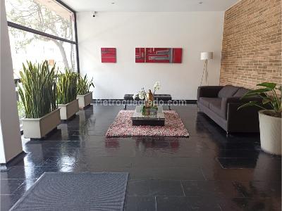 Apartamento de 3 alcobas en venta en Chico Navarra, Bogotá, 154 m² · foto 9 de 18